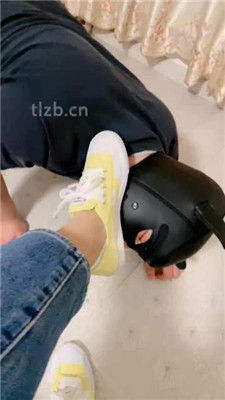 图片[2]_【上上】下跪对着帆布鞋原味船袜发骚_HD绳艺资源