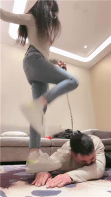 图片[11]_【月影儿】重度训练/运动鞋踩踏踢踹/胯下辱_HD绳艺资源