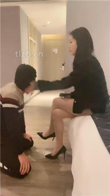 图片[4]_【小雅老师】高跟美腿提档/踩狗舌/衣架抽_HD绳艺资源