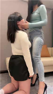 【小x大王】可爱母畜-抽耳光/提档/重度sp/人肉坐垫_HD绳艺资源