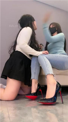 【小x大王】母畜-手深喉/sp训练/骑狗脖/臭脚踩狗头_HD绳艺资源