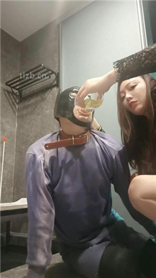 图片[19]_【咩祖】跪舔高跟脏鞋/碾压踩狗头/舔鞋底口水/赏赐圣水_HD绳艺资源