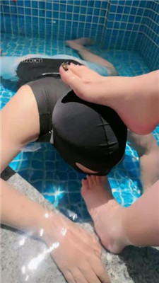 图片[3]_【花兮玥】泡池房服侍-跪舔/浓痰吐脸/踢裆_HD绳艺资源