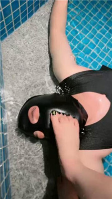 图片[8]_【花兮玥】泡池房服侍-跪舔/浓痰吐脸/踢裆_HD绳艺资源