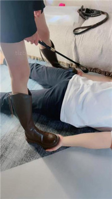 图片[9]_【Lel】嘴叼高跟/踩踏/跪舔肉丝jio_HD绳艺资源