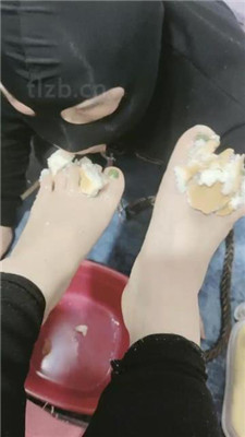 图片[8]_【三公主殿下】绿帽夫奴伺候妻主就寝_HD绳艺资源