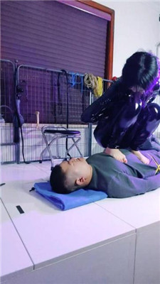 图片[14]_【诗琪】皮衣女神调-踩踏/抽耳光/磕头_HD绳艺资源