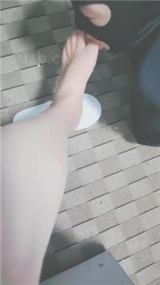 图片[5]_【s大大】绿帽狗裸足恋足舔_HD绳艺资源