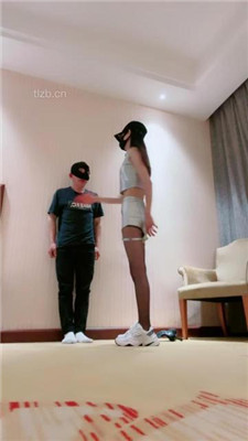 图片[11]_【美娜格格】超大力掐肉/重度踢踹刑虐/清理脏鞋底_HD绳艺资源