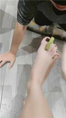 【蓝蓝大s】脚喂食/狗舌清理脚趾_HD绳艺资源