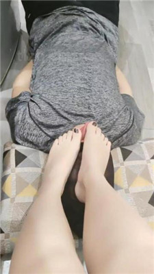 图片[8]_【蓝蓝大s】脚喂食/狗舌清理脚趾_HD绳艺资源