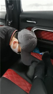 【皮皮】狂吸超臭黑棉袜-黑丝_HD绳艺资源