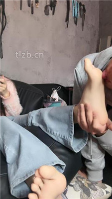 图片[4]_【苏西】近距离伺候艺校女神的玉足_HD绳艺资源