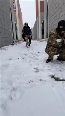 图片[8]_【辣姐】冰天雪地虐狗被路人偶遇-翻车_HD绳艺资源