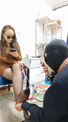 图片[9]_【平凡】学生脚奴/鞋底抹布-语言羞辱/口水耳光/舔丝袜脚_HD绳艺资源