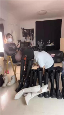 图片[7]_【甜心教主】多双脏长靴用狗舌头清理_HD绳艺资源