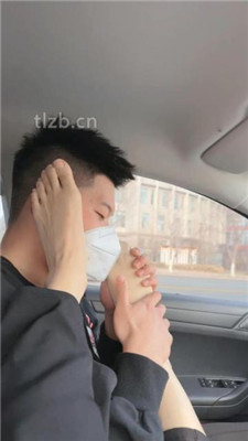 图片[3]_【朱砂痣】开发驾校教练舔脏鞋臭脚_HD绳艺资源