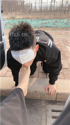 图片[10]_【朱砂痣】开发驾校教练舔脏鞋臭脚_HD绳艺资源