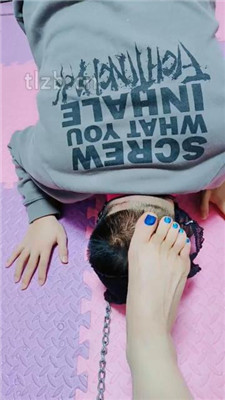 图片[15]_【高跟姐姐】内裤套头/鞋垫面包喂食/品尝裸足【完整版】_HD绳艺资源