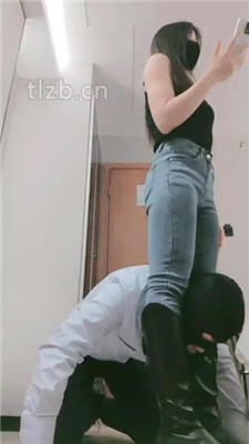 图片[3]_【妮蔻】长靴脚下踩虐/胯下辱/闻臭脚臭脚丫/插嘴_HD绳艺资源