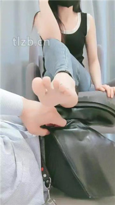 图片[14]_【妮蔻】长靴脚下踩虐/胯下辱/闻臭脚臭脚丫/插嘴_HD绳艺资源