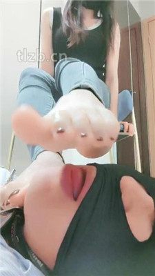 图片[17]_【妮蔻】长靴脚下踩虐/胯下辱/闻臭脚臭脚丫/插嘴_HD绳艺资源