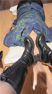 图片[10]_【柒柒学姐】闻丝袜/清理脏长靴/碾压踩狗头_HD绳艺资源