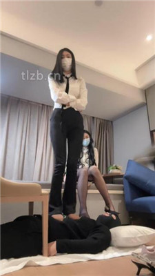 图片[11]_【虞姬】3S-高跟/小白鞋全体重踩踏-耳光/臭脚捂脸【完整版】_HD绳艺资源