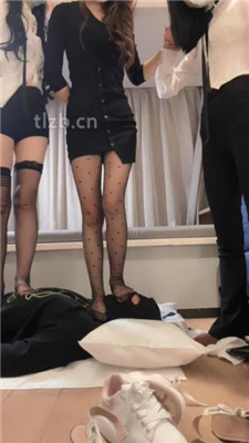 图片[14]_【虞姬】3S-高跟/小白鞋全体重踩踏-耳光/臭脚捂脸【完整版】_HD绳艺资源