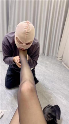 图片[11]_【大一诗诗】短靴黑丝白袜-虐废绿帽奴_HD绳艺资源