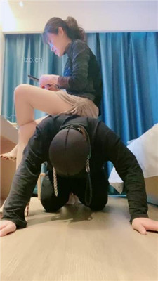 【缘彼大大】深喉/咀嚼物喂食/圣水/恋足舔_HD绳艺资源