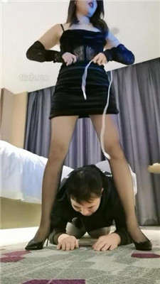 图片[7]_【琴魔】模特S-黑丝高跟狂舔/转胯爬行_HD绳艺资源