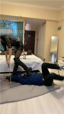 图片[16]_【柯儿大小姐】绳艺导师的长靴-踩踏提档_HD绳艺资源