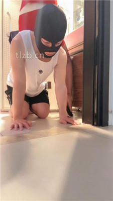 【高难度挑战美学】训练/转胯/清理脏鞋臭脚/揪耳朵/白袜塞嘴_HD绳艺资源