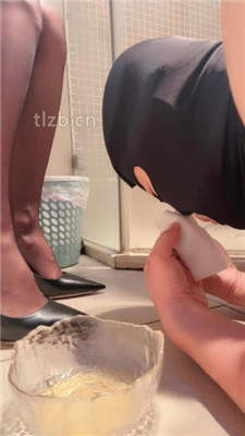 图片[10]_【高难度挑战美学】训练/转胯/清理脏鞋臭脚/揪耳朵/白袜塞嘴_HD绳艺资源