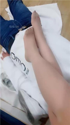 图片[3]_【陈甜女帝】清理脏空军一号/臭丝袜脚捂脸_HD绳艺资源