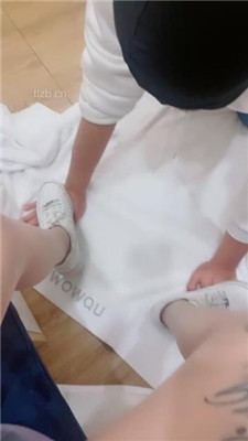 图片[8]_【陈甜女帝】清理脏空军一号/臭丝袜脚捂脸_HD绳艺资源