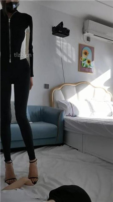 图片[7]_【皮皮】高跟凉鞋踩虐/耳光抽/转胯爬行_HD绳艺资源