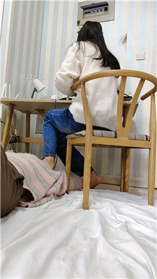 【樱樱】物化闺蜜-无意识踩脚垫【三】_HD绳艺资源