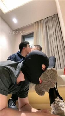 图片[6]_【Jenn】情侣主亲热羞辱绿帽-舔鞋底/踩踏/黑丝脚插嘴_HD绳艺资源