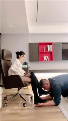 【川野尤娜】白富美S-长靴虐废猥琐继父_HD绳艺资源