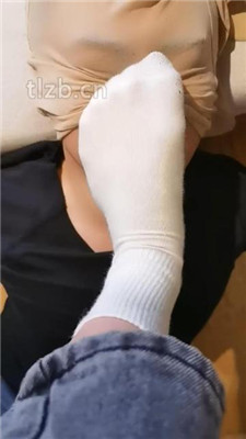 图片[16]_【Welldoer】头顶鞋子/长靴白袜各种踩踏/清理脏鞋底_HD绳艺资源