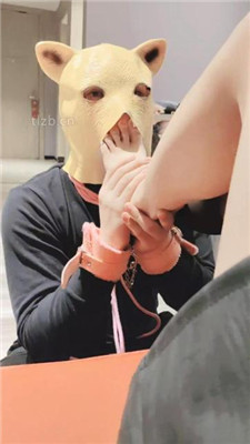 图片[17]_【娜娜米】舔脏靴子玉足/脚踩喂食【完整版】_HD绳艺资源