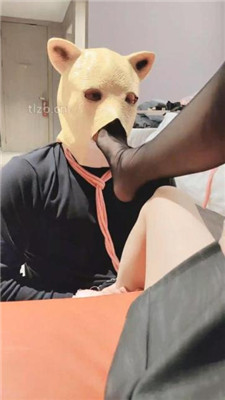 图片[18]_【娜娜米】舔脏靴子玉足/脚踩喂食【完整版】_HD绳艺资源