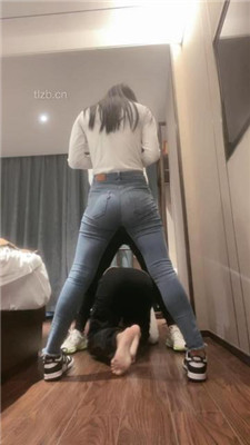 图片[8]_【漫漫】姐妹花S虐-转胯狗爬/跪舔臭脚/2踩踏/狂吸臭白袜_HD绳艺资源