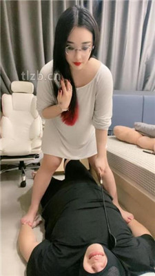 图片[12]_【小羊】重度训练/高跟裸足踩踏/人肉坐垫_HD绳艺资源