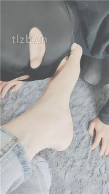 图片[4]_【云儿】跪舔白领S的高跟美足_HD绳艺资源