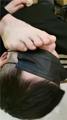 图片[10]_【文文文】KTV开发双素人-舔脏鞋底/踢踹/碾压狗头/闻棉袜踩踏_HD绳艺资源