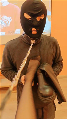 图片[2]_【舒苒】黑丝美足玩脚垫_HD绳艺资源