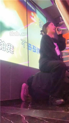 图片[3]_【娩娩大魔王】KTV虐废奴-人肉座椅/耳光/舔脏鞋白袜【完整版】_HD绳艺资源